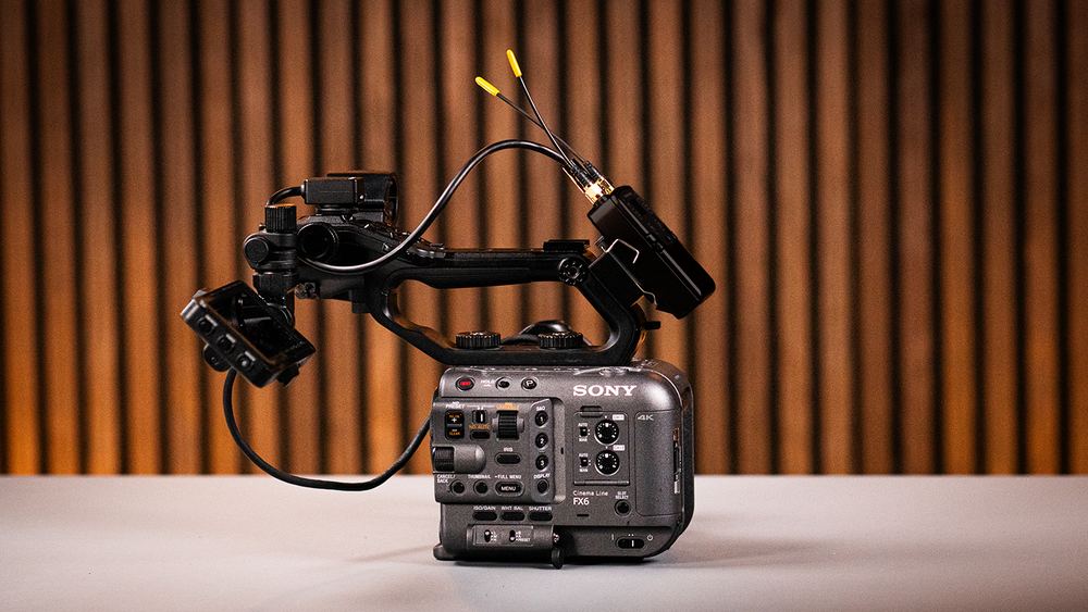 NPA_FXHAC - Hotshoe Adaptercable for FX6/FX9 - Analogue Audio on Channel 3+4